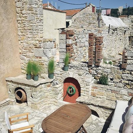 Yi Artistry 1-Bedroom Medieval Holiday House Kalamoti Dış mekan fotoğraf