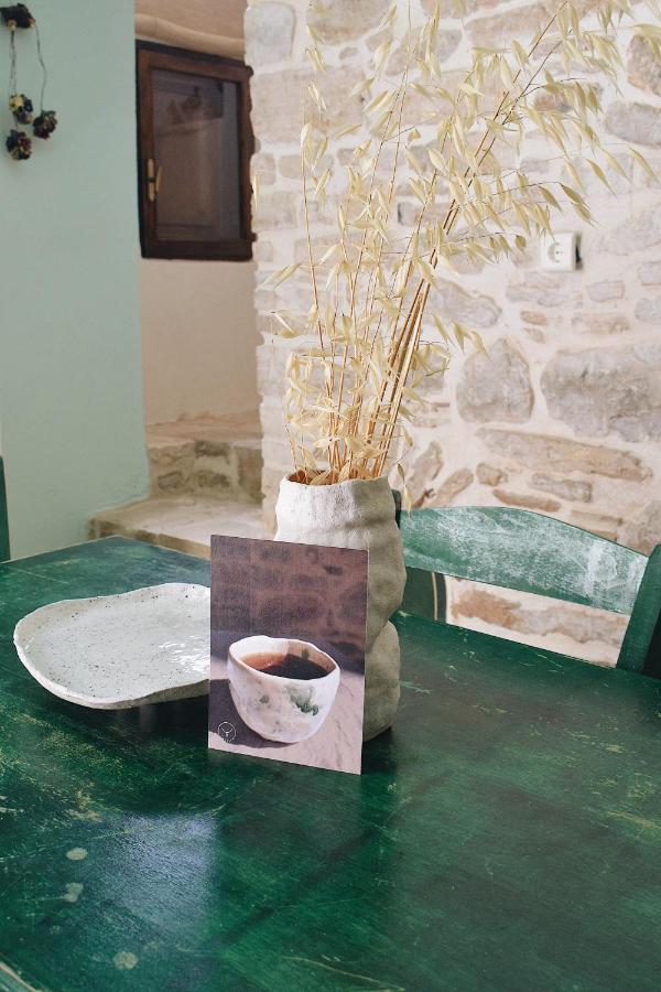 Yi Artistry 1-Bedroom Medieval Holiday House Kalamoti Dış mekan fotoğraf